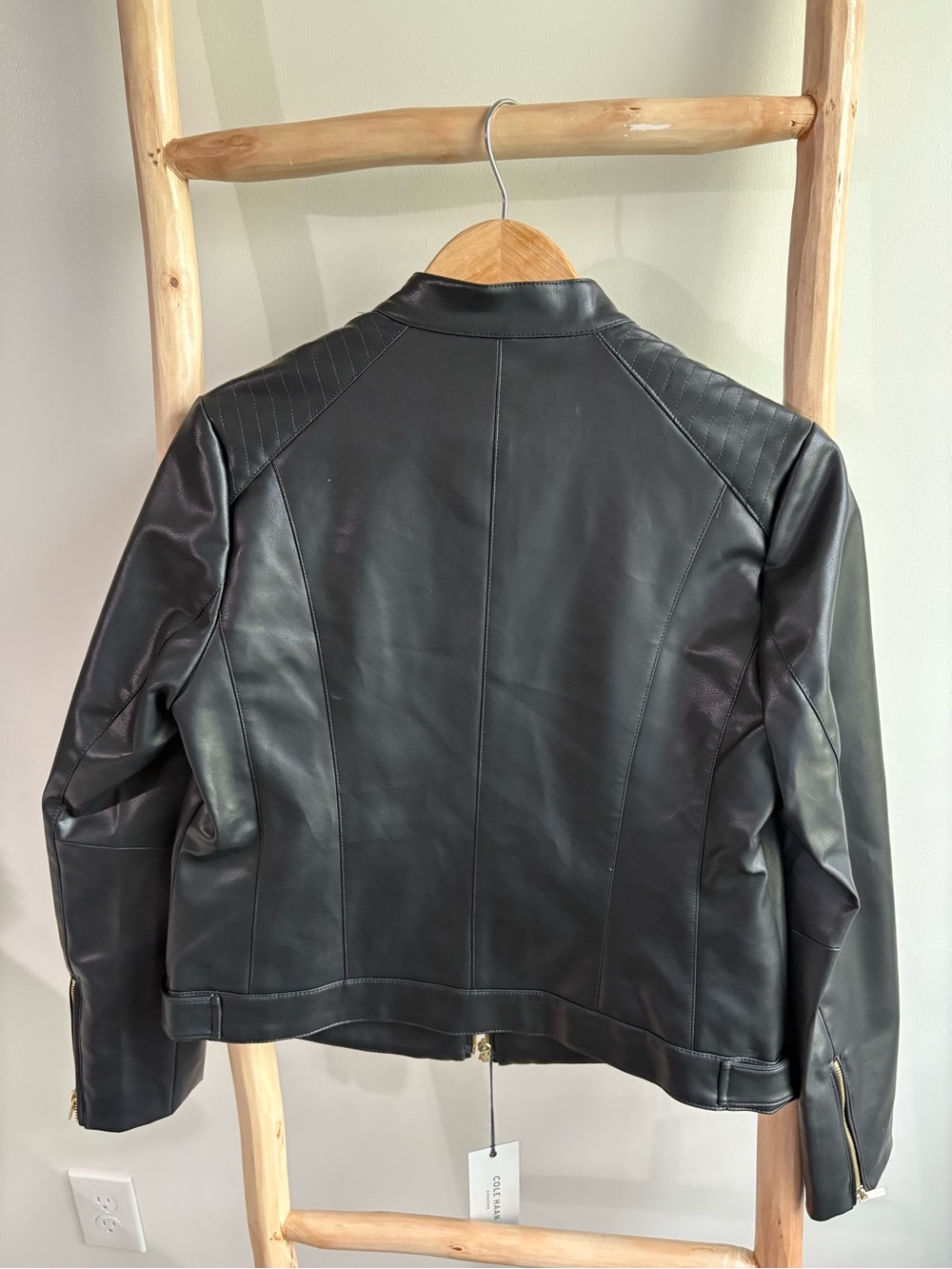 NWT Cole Haan Signature Black Faux Leather Moto Jacket Gold Hardware Large - Picture 2 of 12